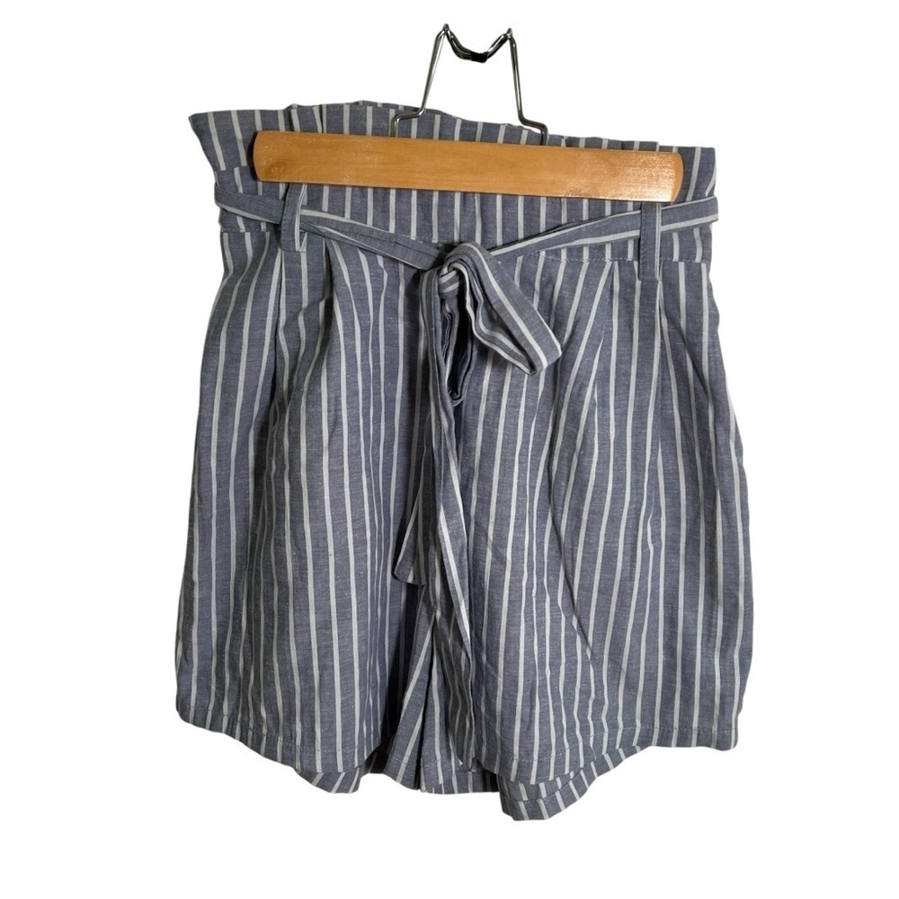 Women's High Paper Bag Waist Shorts Light Blue White Stripes Tie Waist Pockets